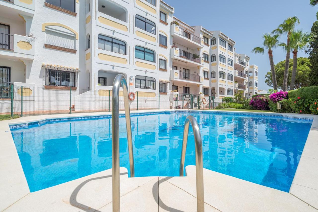 Beach Apartment Las Acacias Torrenueva Ла-Кала-де-Михас Экстерьер фото