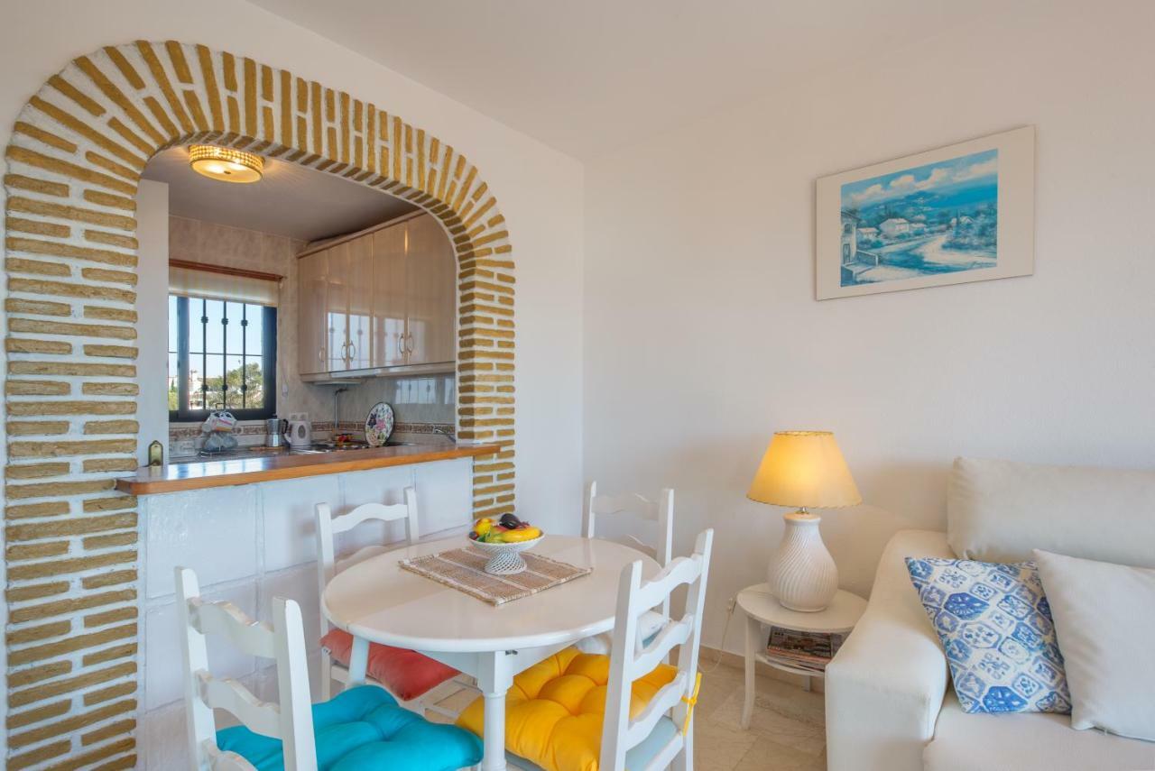 Beach Apartment Las Acacias Torrenueva Ла-Кала-де-Михас Экстерьер фото