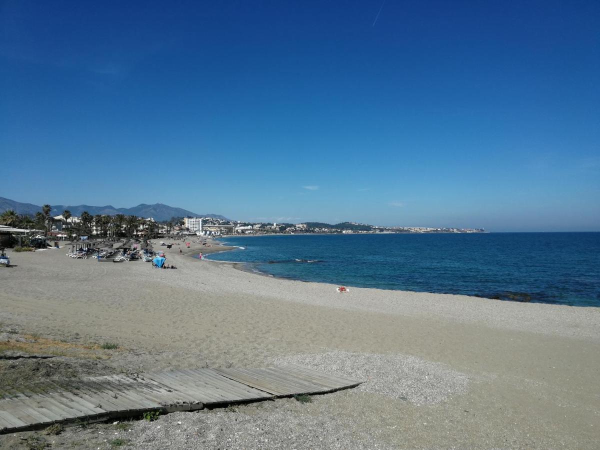Beach Apartment Las Acacias Torrenueva Ла-Кала-де-Михас Экстерьер фото