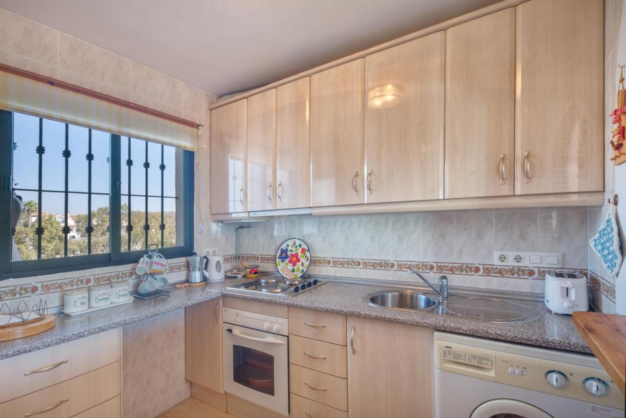 Beach Apartment Las Acacias Torrenueva Ла-Кала-де-Михас Экстерьер фото