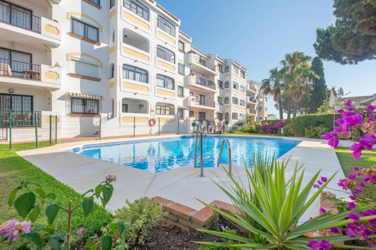 Beach Apartment Las Acacias Torrenueva Ла-Кала-де-Михас Экстерьер фото